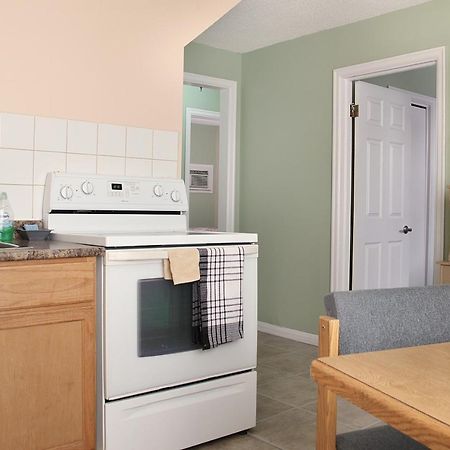 Perth Plaza Inn & Suites Eksteriør bilde
