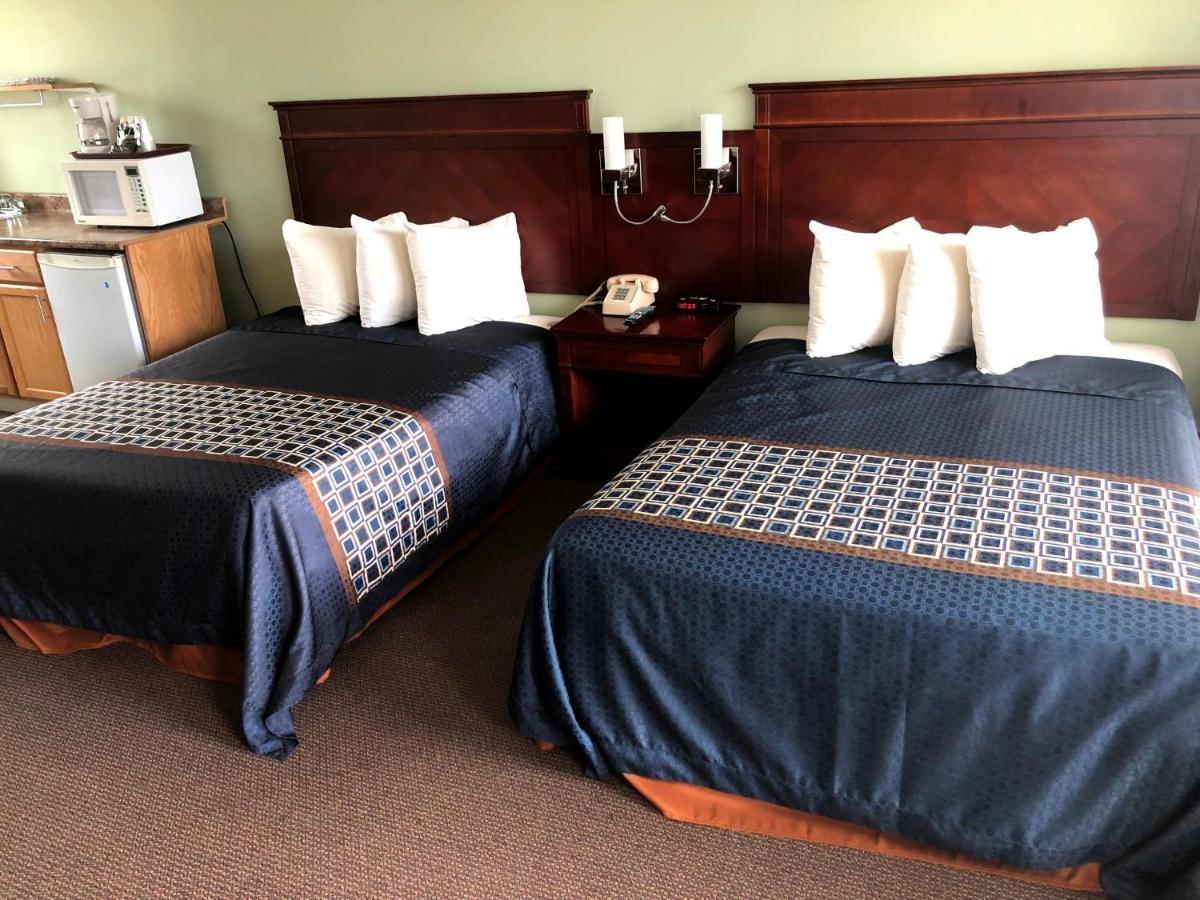Perth Plaza Inn & Suites Eksteriør bilde