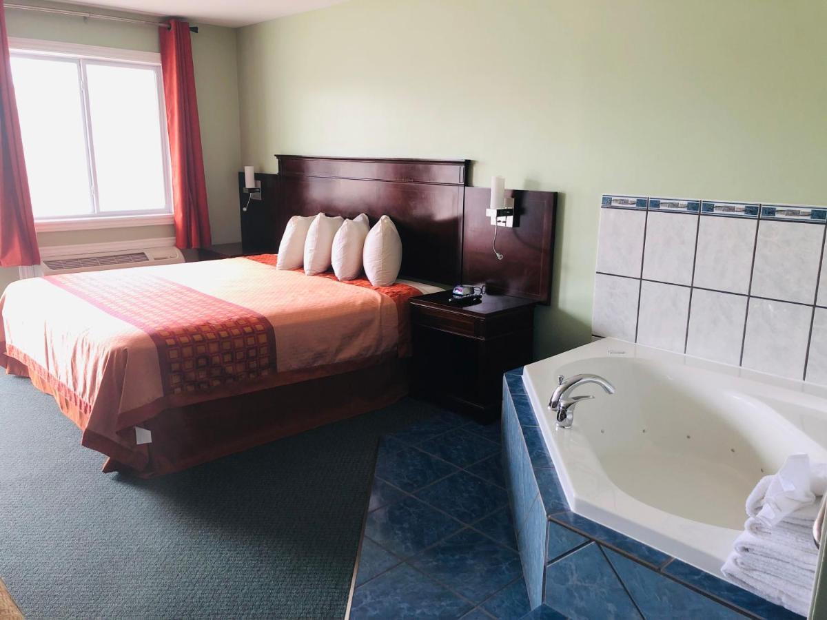 Perth Plaza Inn & Suites Eksteriør bilde