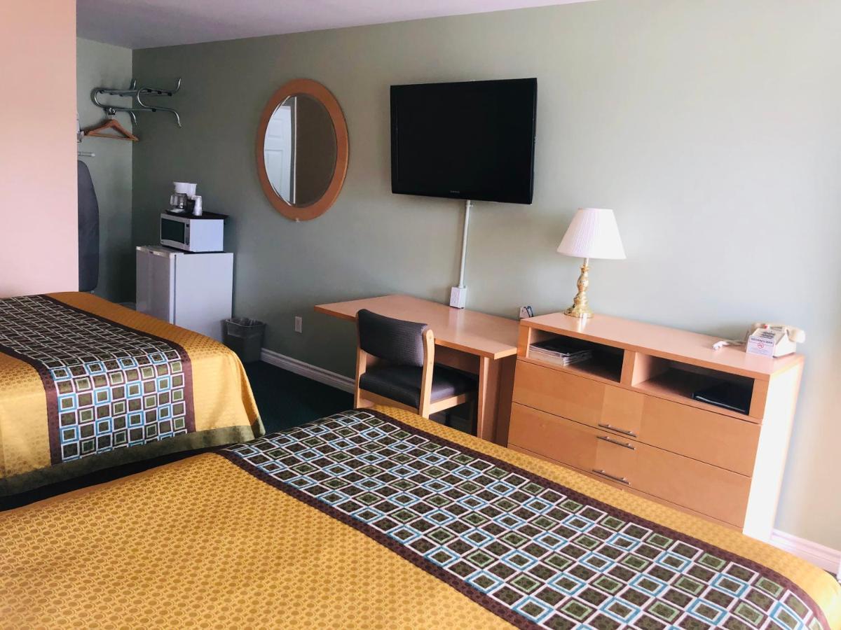 Perth Plaza Inn & Suites Eksteriør bilde