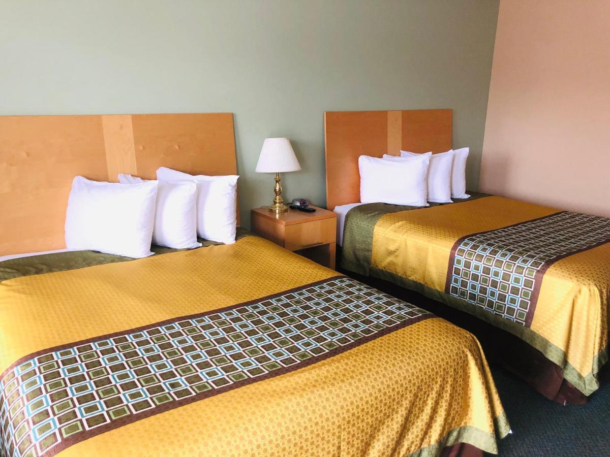Perth Plaza Inn & Suites Eksteriør bilde