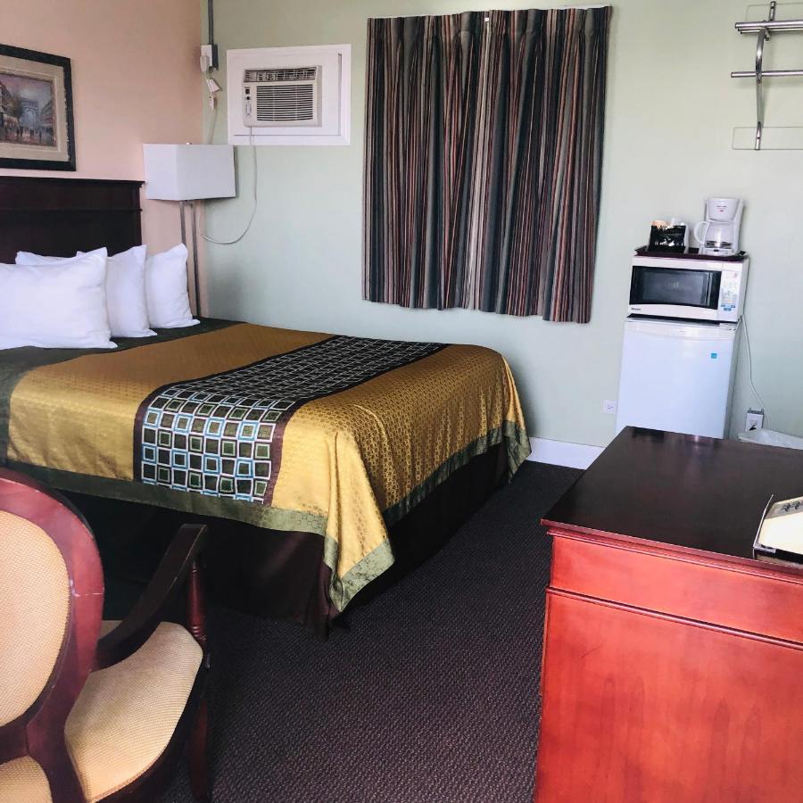 Perth Plaza Inn & Suites Eksteriør bilde