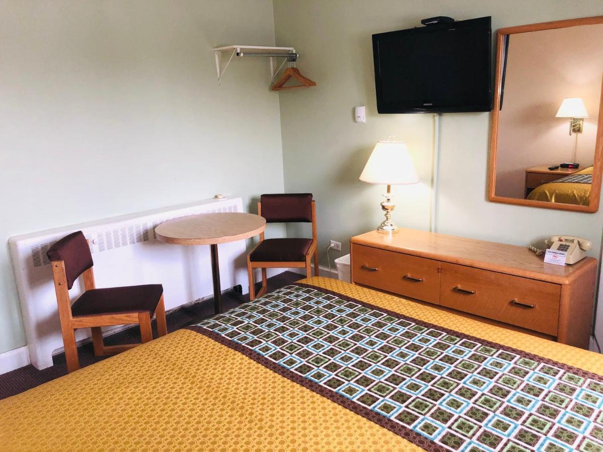 Perth Plaza Inn & Suites Eksteriør bilde